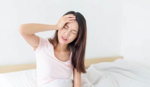 Bà bầu bị đau đầu có nguy hiểm hay không – Nguyên nhân là gì?