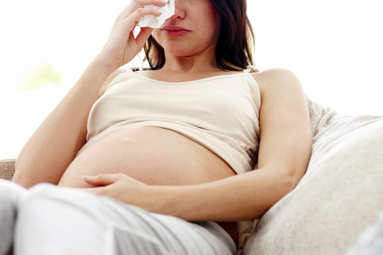 Mẹ bầu khóc trong 3 tháng đầu có ảnh hưởng gì đến thai nhi? Kiến ...