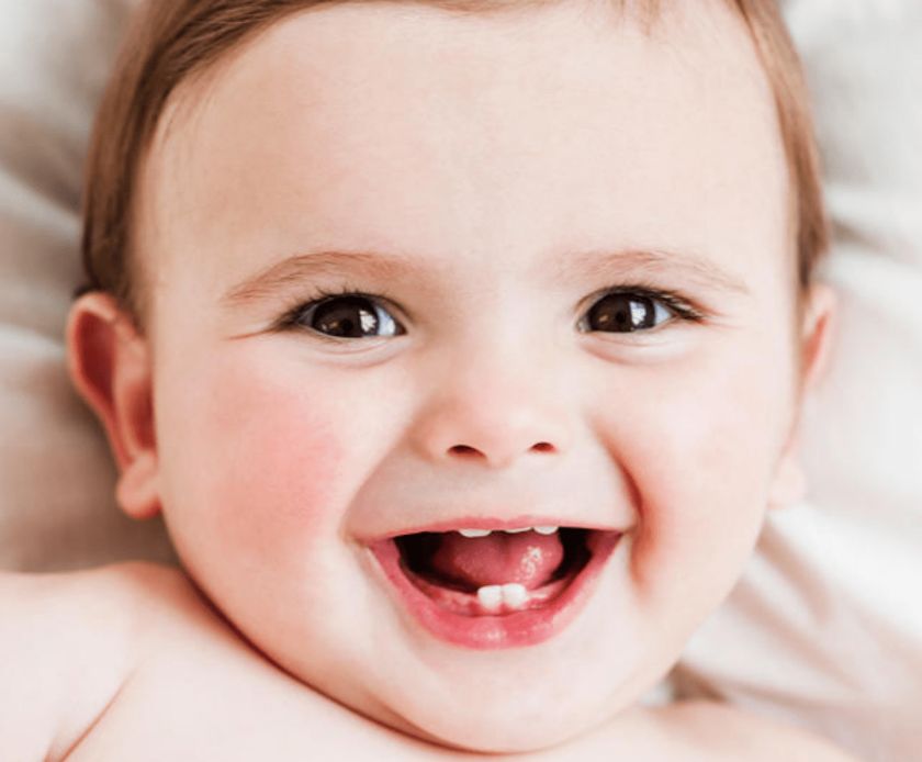 Mẹ bỉm sữa không nên lo lắng khi bé 8 tháng chưa mọc răng